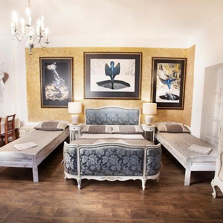 Lichtenstein Lva Apartman Breclav Luaran gambar